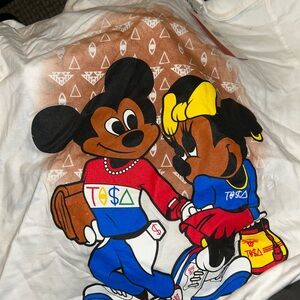 Graphic Tee with Mickey and Minnie